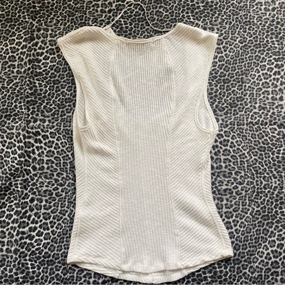 Free People We The Free Boss Baby Ribbed Sweater Tank Optic White M NWT - Picture 9 of 9